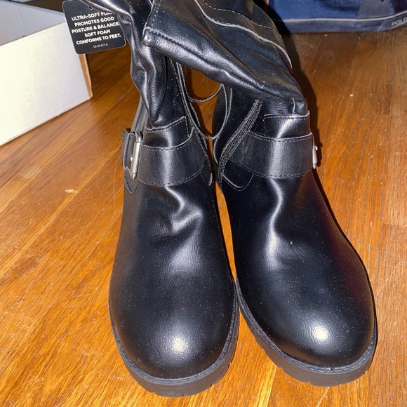 Black Memory Foam Boots - Picture 1 of 5
